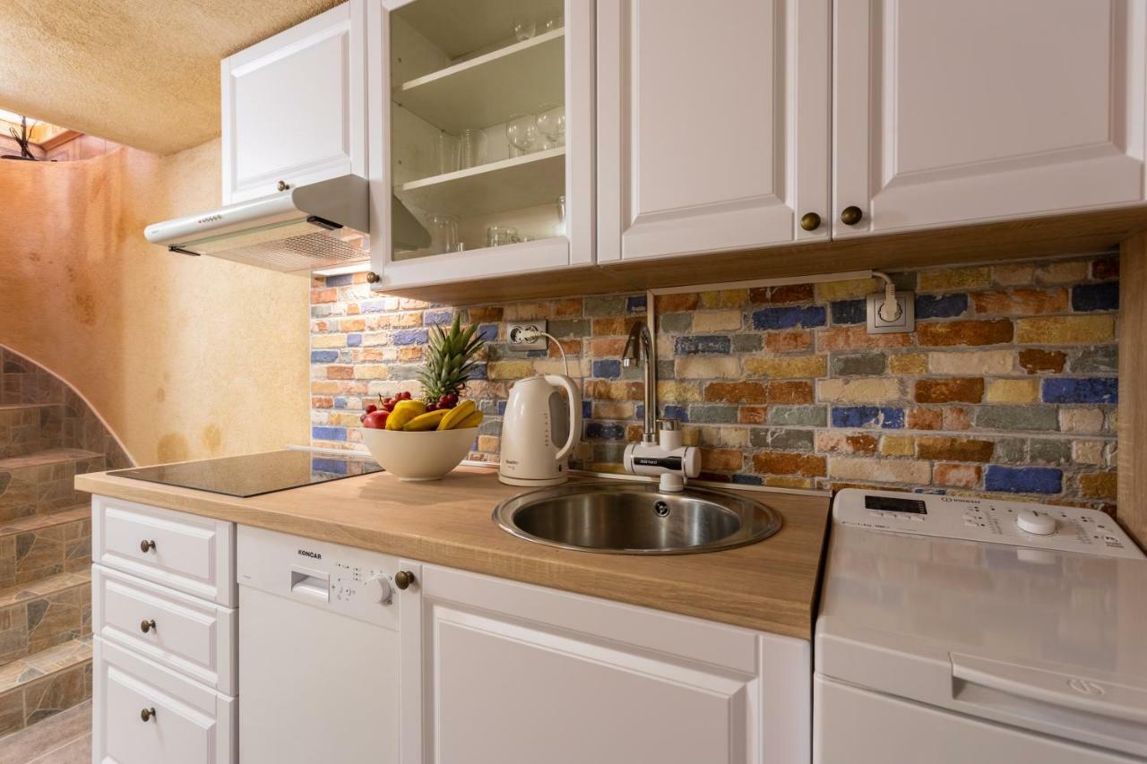 Apartman Verbenia เวอร์บนิค ภายนอก รูปภาพ